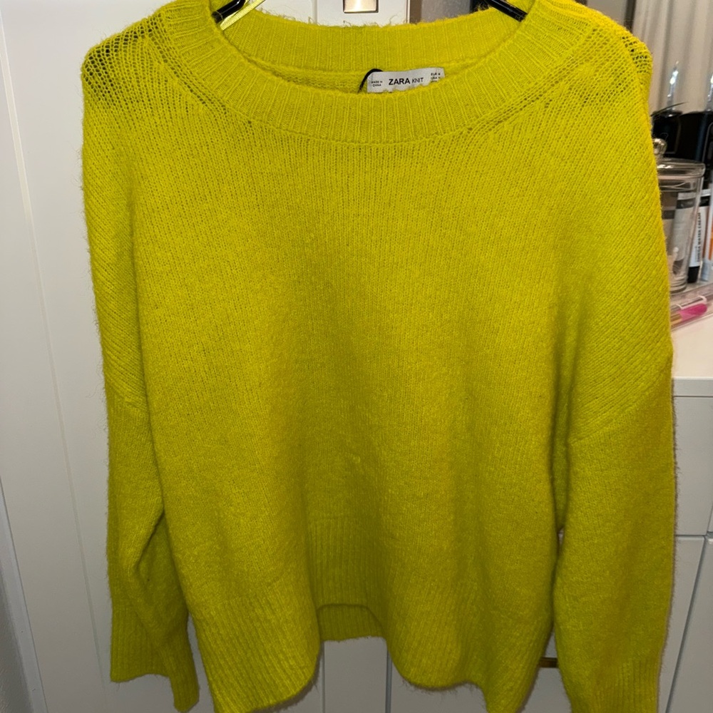 Zara Women's Lime Green Sweater